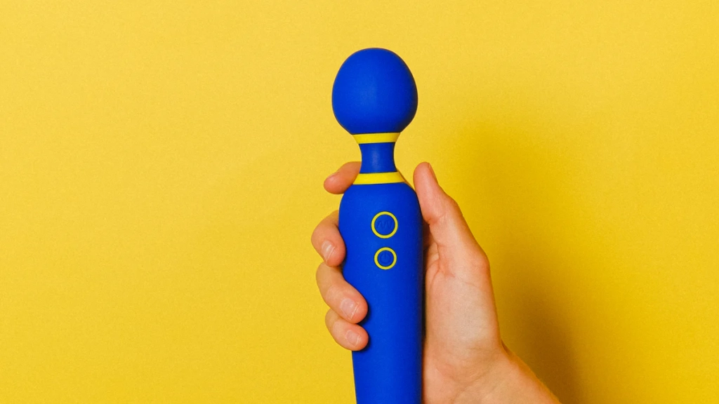 Thrusting Vibrating Joy: KissSelf’s Ultimate Review